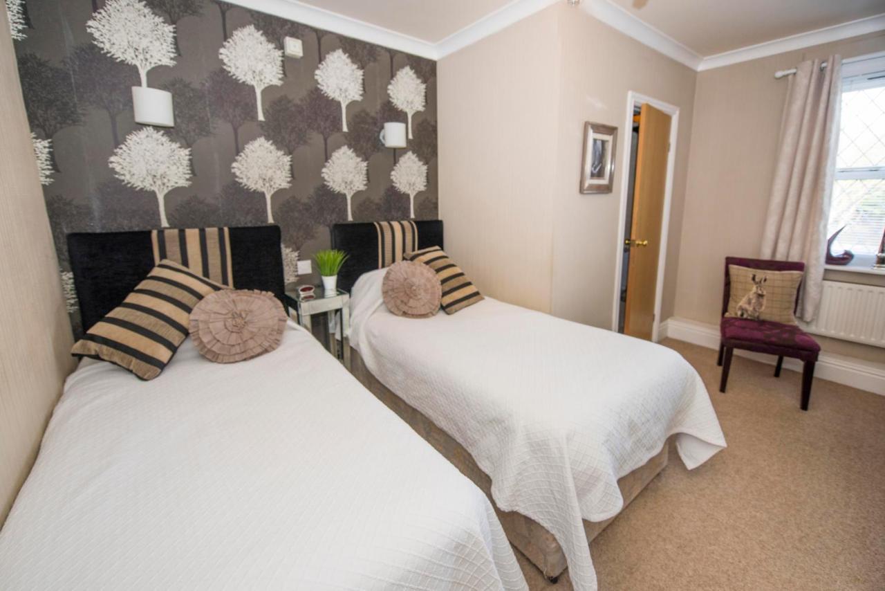 The Blue Bell Inn Weaverthorpe Экстерьер фото